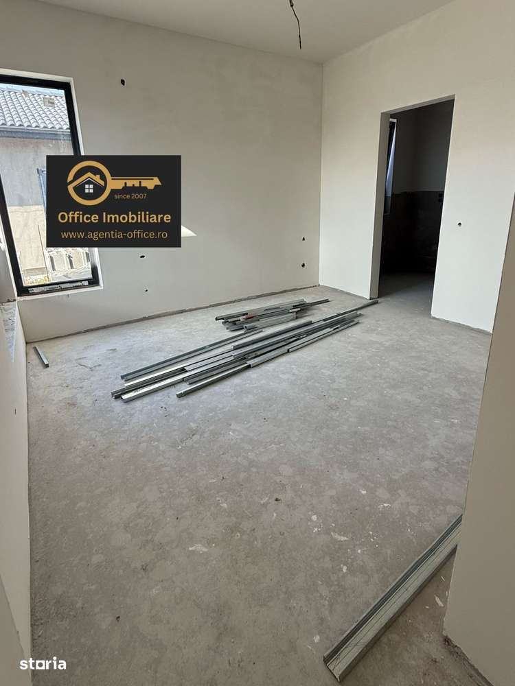 Dumbravei Casa de Vanzare la stadiul Semifinisat cu 5 ari teren - Imagine principală: 4/10