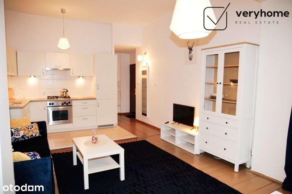 Przytulne mieszkanie/2 pokoje/balkon/Stare Miasto-2