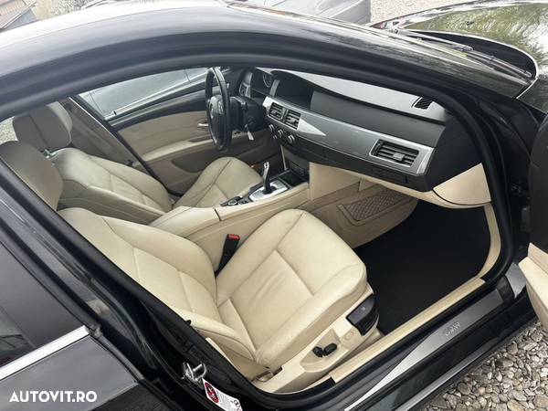 BMW Seria 5 520d Aut. Edition Exclusive - 7