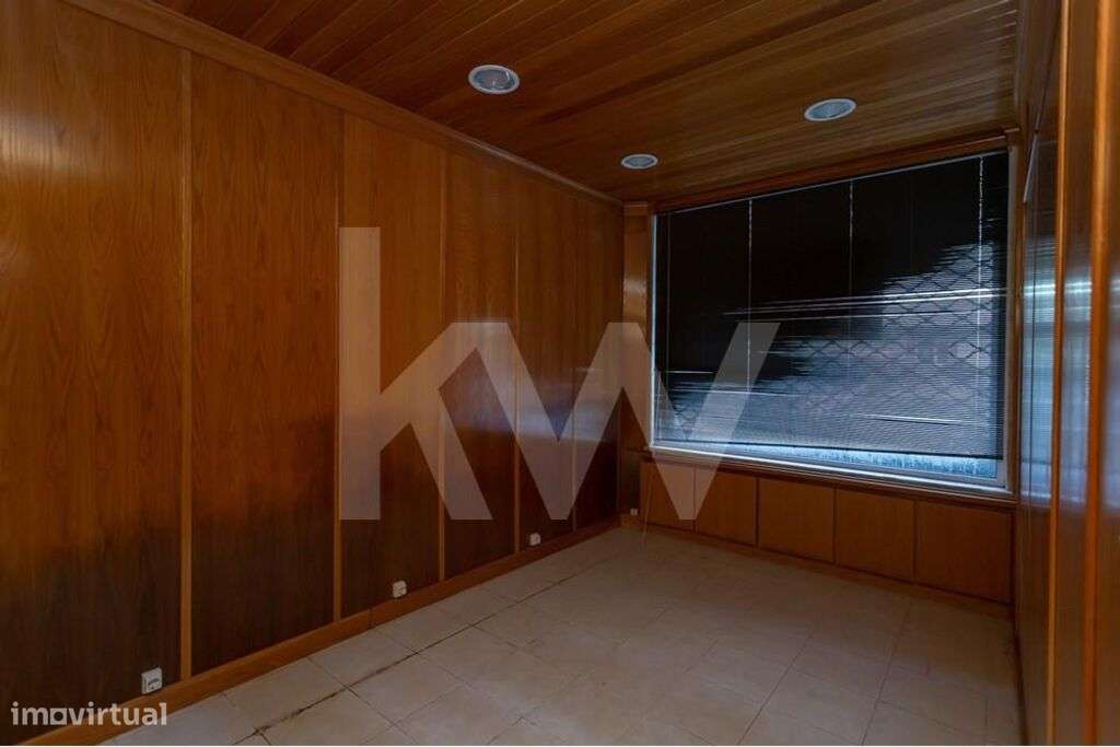 Excelente loja para Venda em Monte Abraão - Grande imagem: 5/15