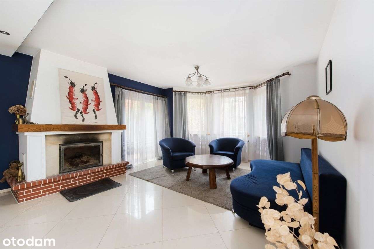 Urokliwy dom przy lesie-1