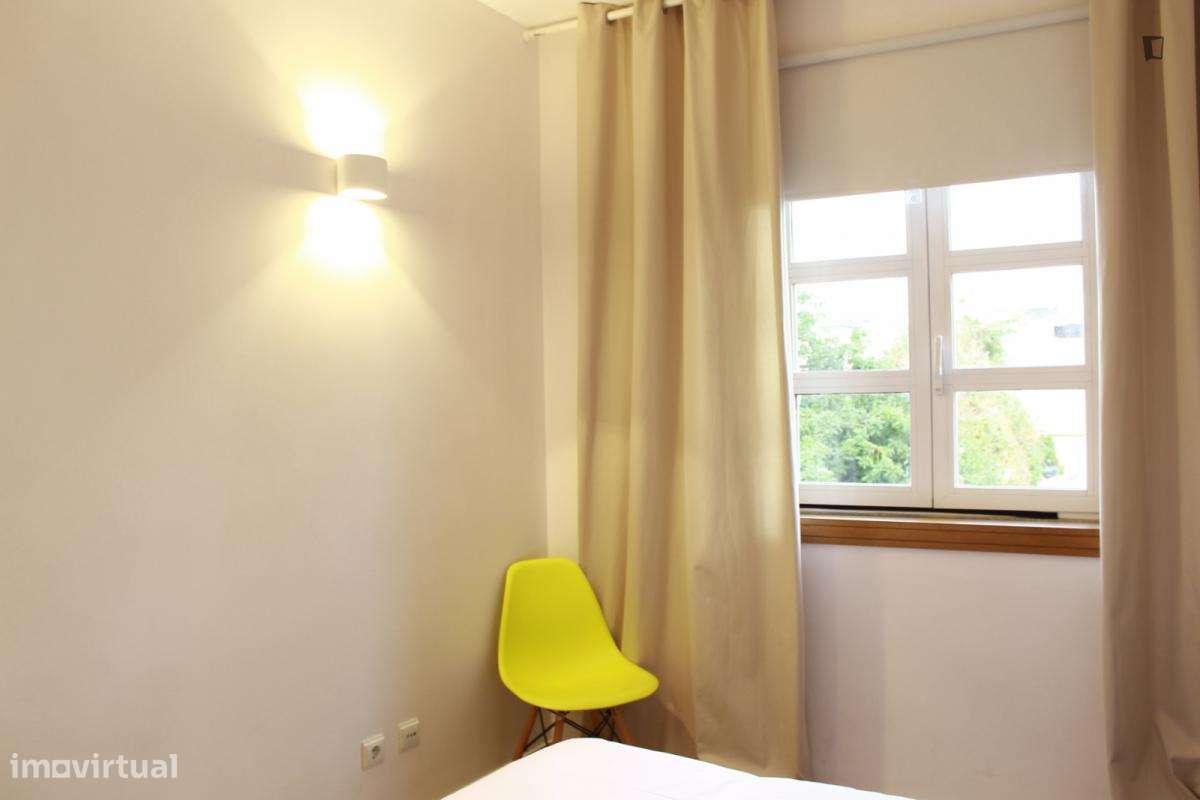 Apartamento com 1 quartos - localizado em Cedofeita Porto - Grande imagem: 2/10