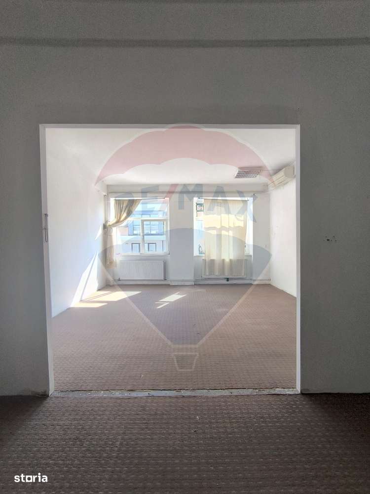 Spațiu comercial de inchiriat - Imagine principală: 4/20