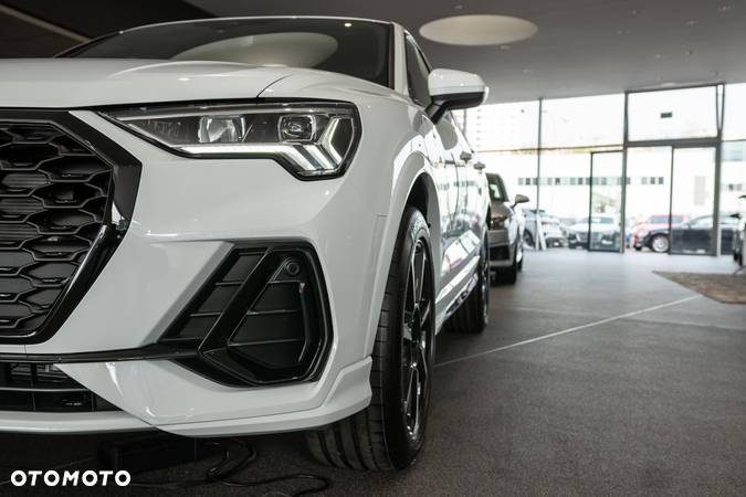 Audi Q3 Sportback - 6