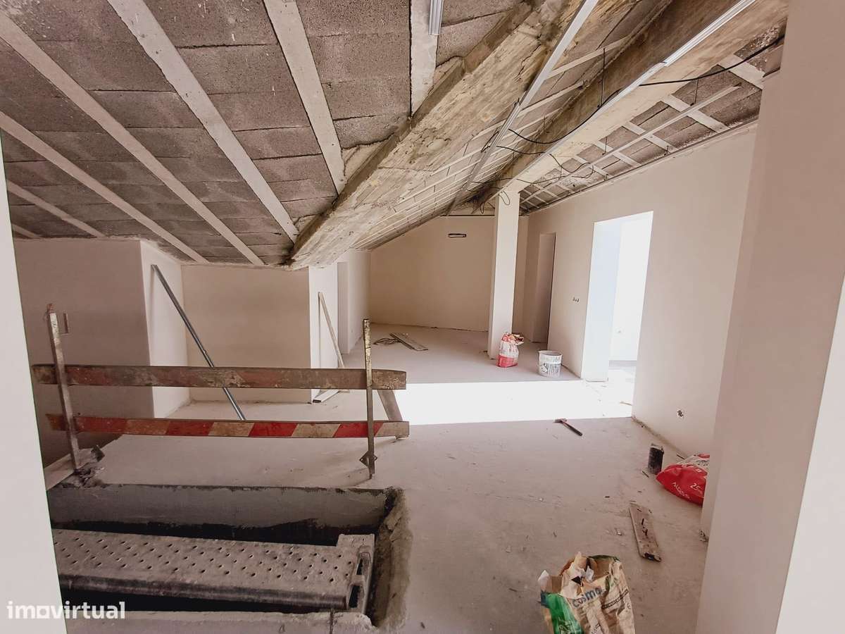 Apartamento T2 Novo de Luxo com garagem em Almancil-10