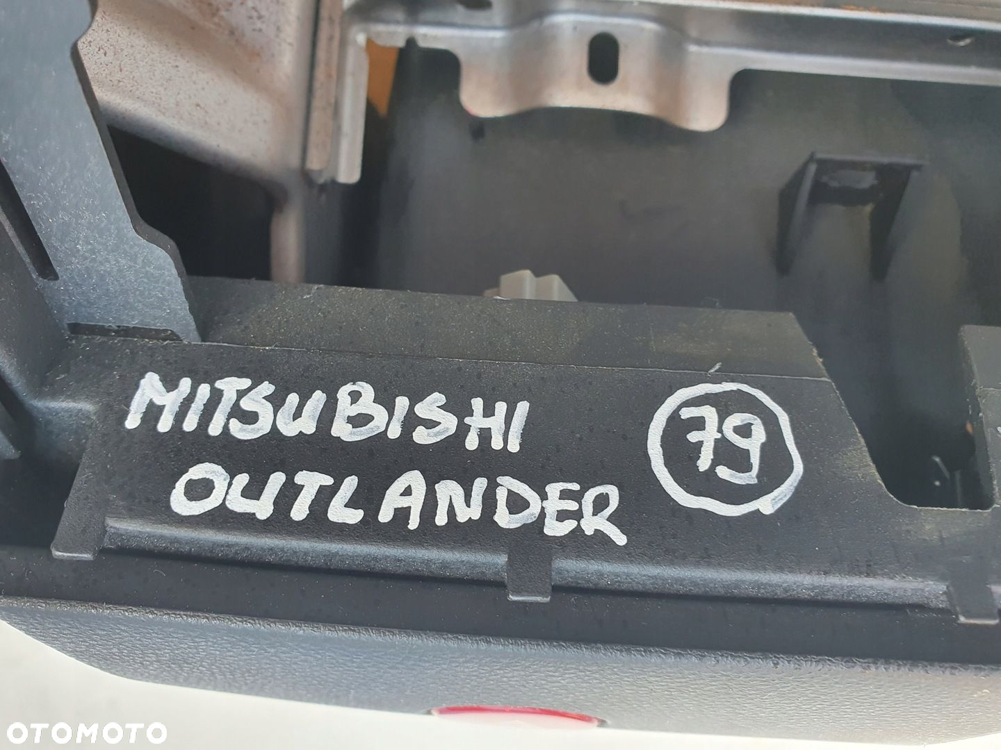 Mitsubishi Outlander I DESKA ROZDZIELCZA KONSOLA - 8