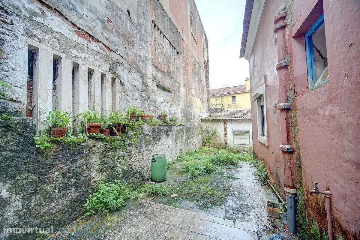 Moradia T4 para venda-9