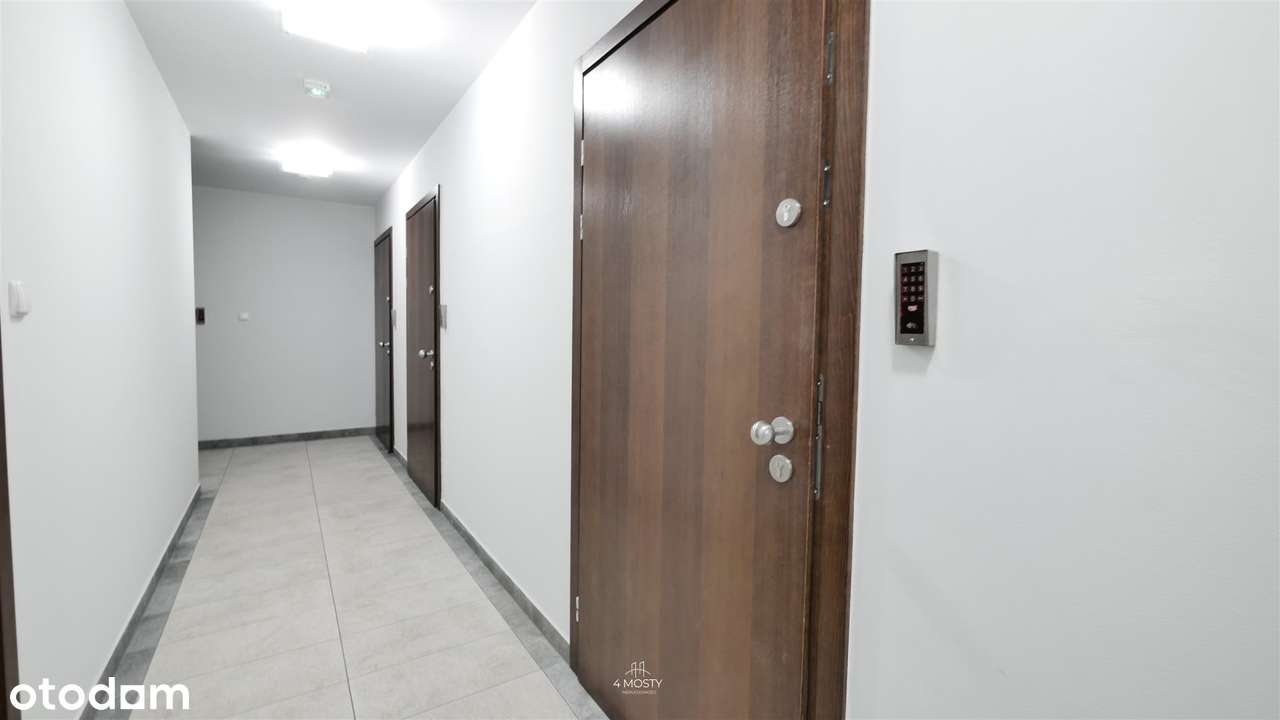 Nowoczesny lokal usługowo-biurowy-7