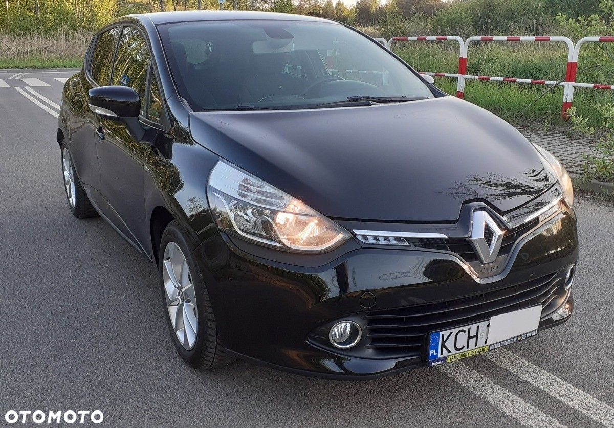 Renault Clio 1.2 16V Limited EU6 - 11