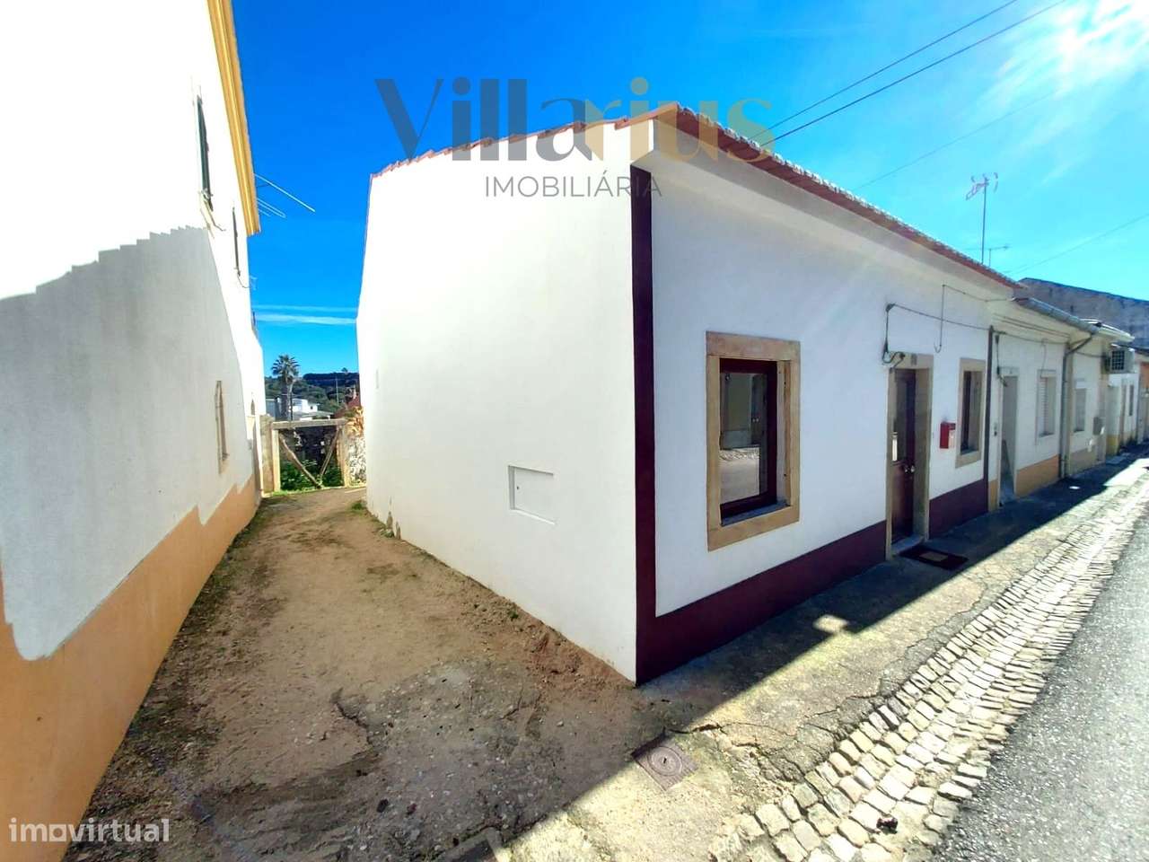 Moradia Térrea Remodelada em Tomar | 2 Quartos e Jardim-35