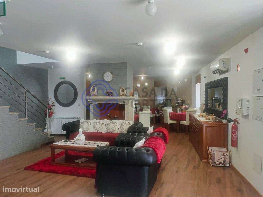 Casa de turismo com 5 quartos, todos com casa de banho privativa, send - Grande imagem: 4/30