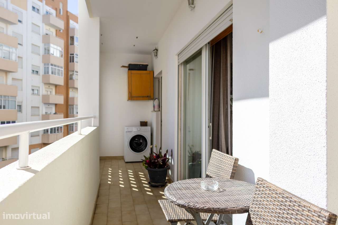 Apartamento T2 na Urbanização da Raminha em Portimão!-30