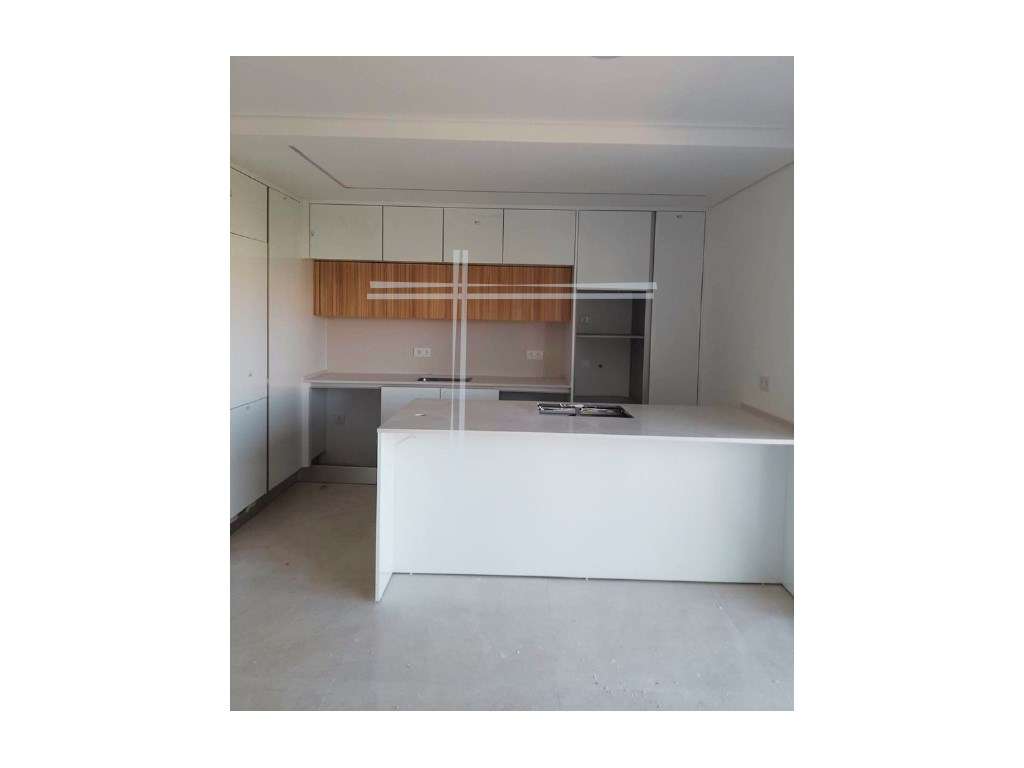 Apartamento T2, com parqueamento para 2 carros e arrecadação - Quin... - Grande imagem: 3/9