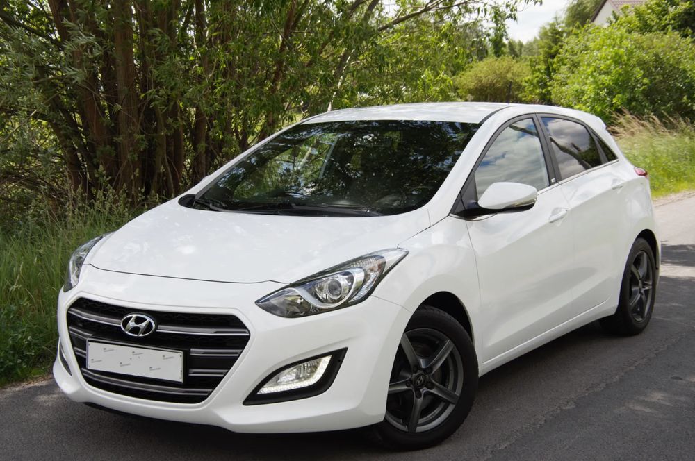 Hyundai i30 II blue 1.6 GDI Passion 2017