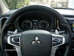 Mitsubishi Outlander 2.0 4WD Plug-In Hybrid Top - 21