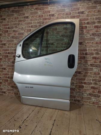 DRZWI PRZÓD LEWE KOMPLETNE RENAULT TRAFIC II 2011 - 4