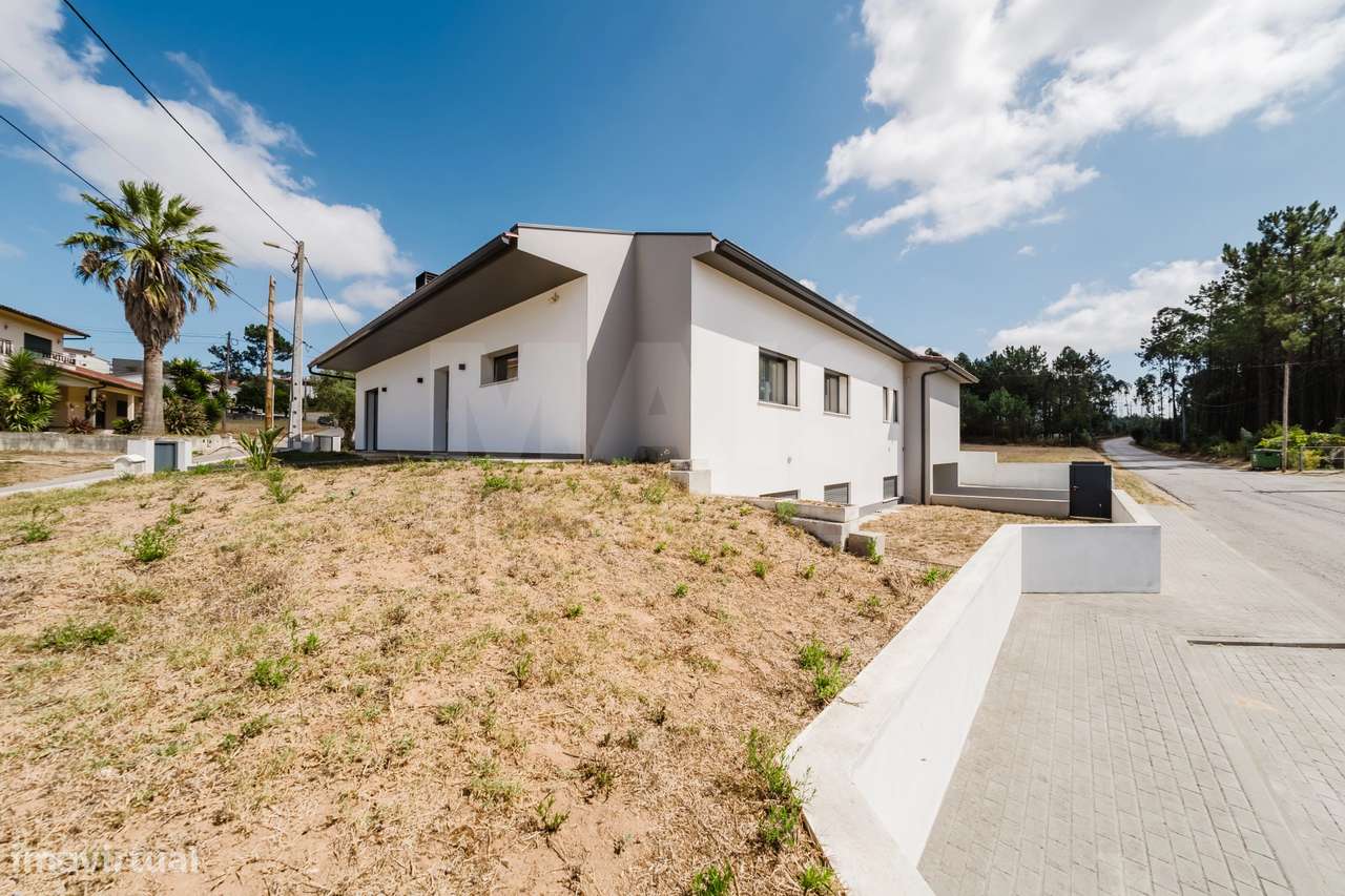 Moradia unifamiliar T3 com garagem em lote de 565m2 na Bidoeira de ... - Grande imagem: 4/50