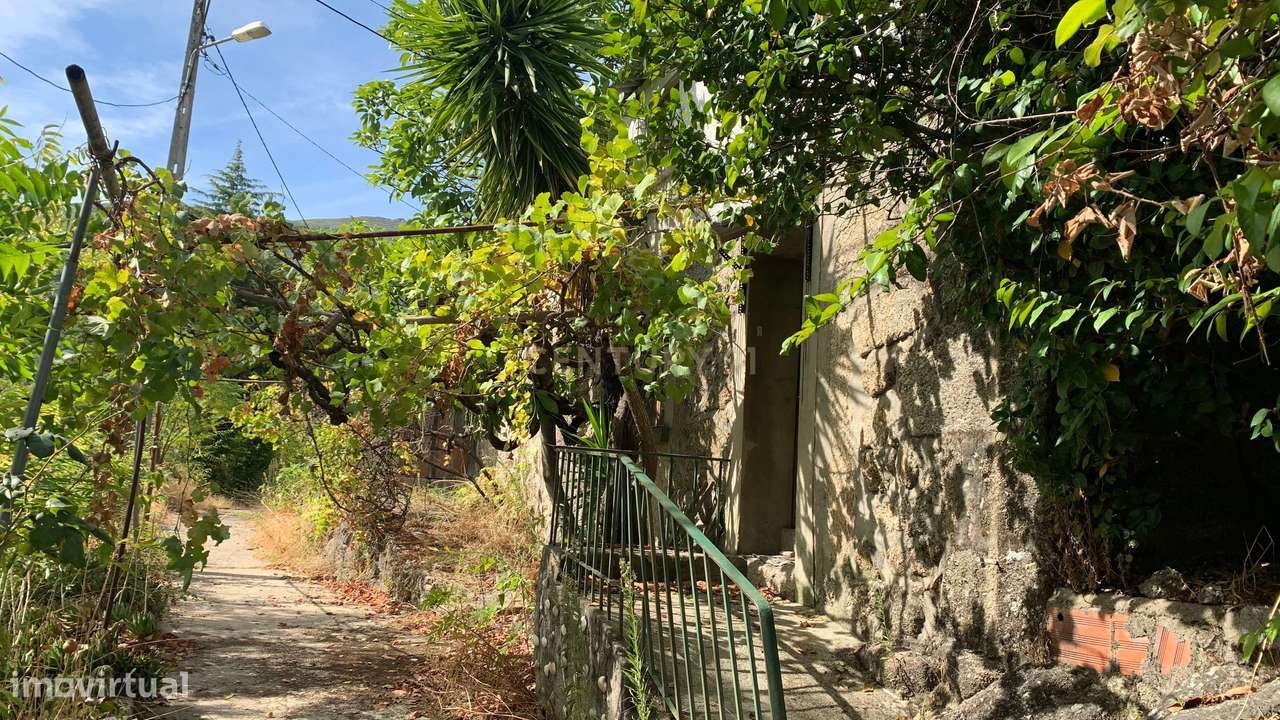 Casa Antiga com Vista Panorâmica em Covilhã - Grande imagem: 4/19
