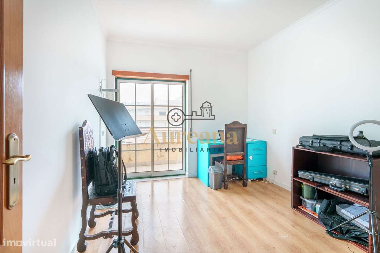 Apartamento T2 com Terraço _ Fátima-8