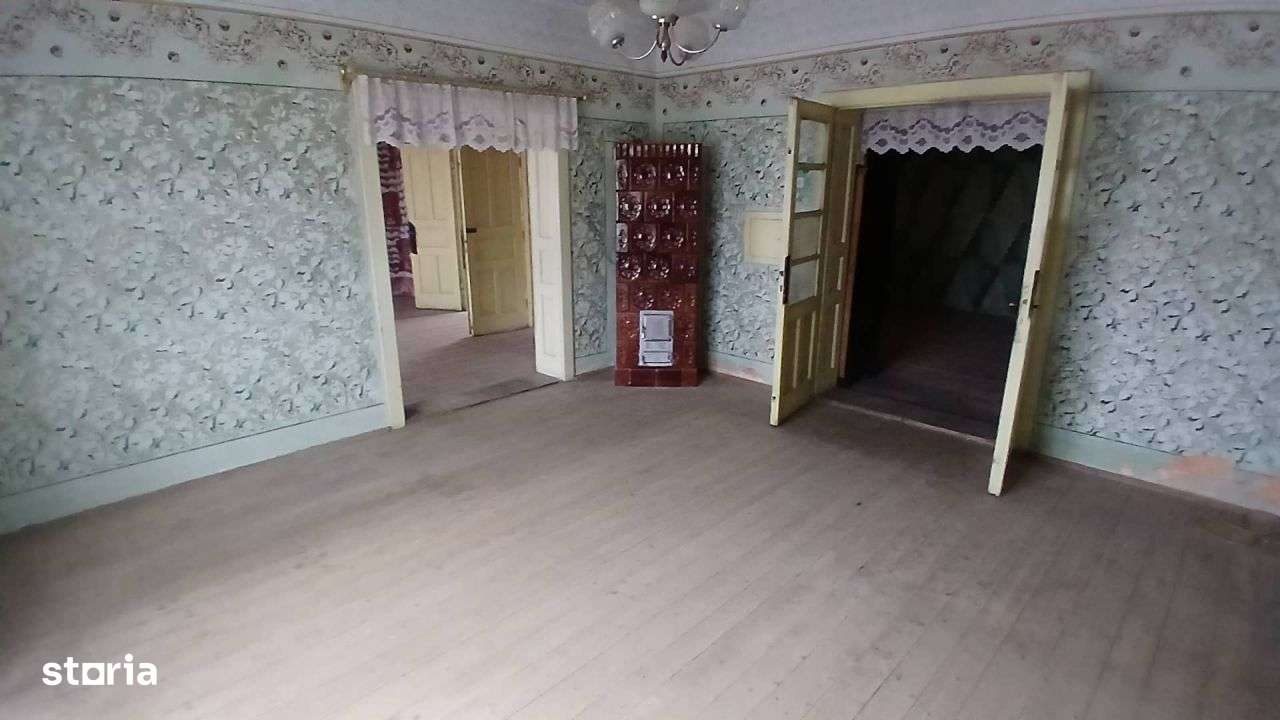 Comision 0 - Casa cu 2 corpuri in Paltinis-14