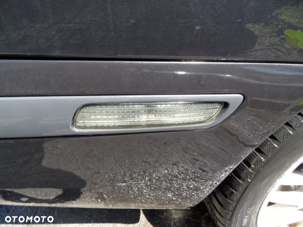 LAMPA OBRYSOWA NA ZDERZAK TYL PRAWA LEWA VOLVO V40 LIFT - 1