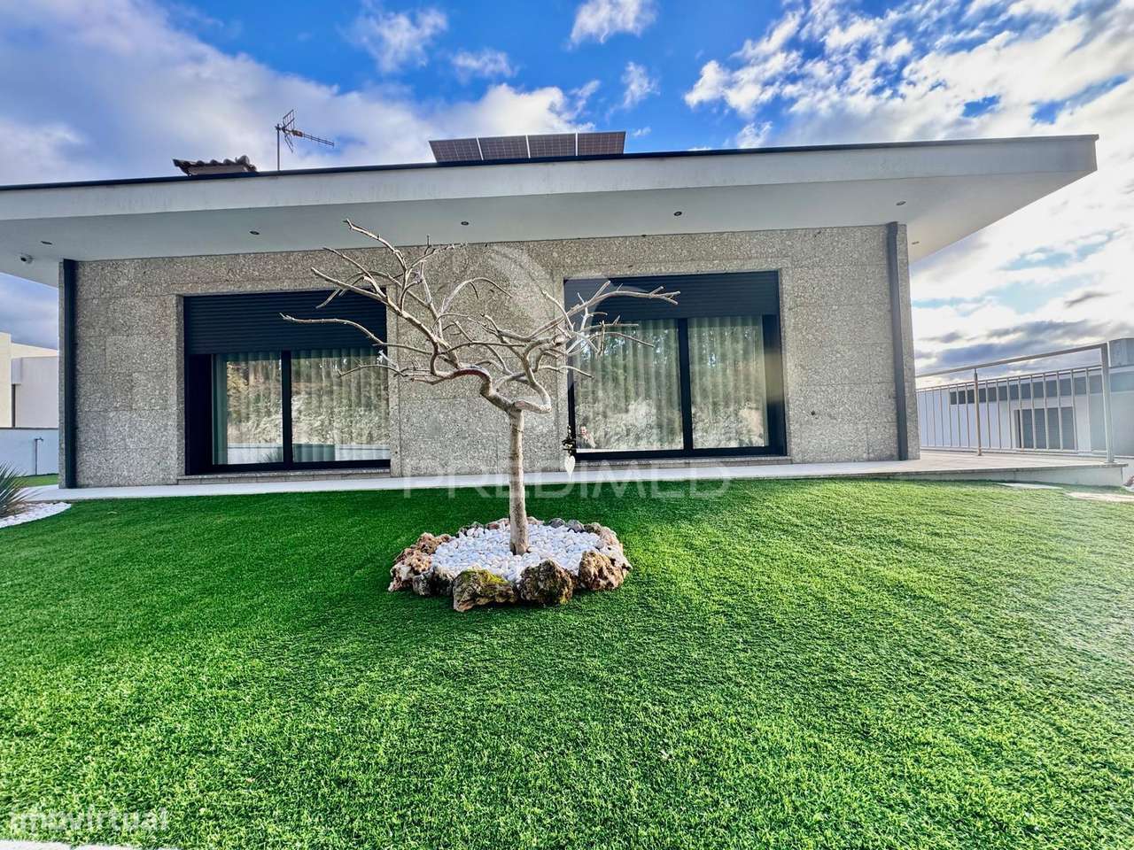 Excelente Moradia Individual T3  com Cozinha Regional - Grande imagem: 4/36