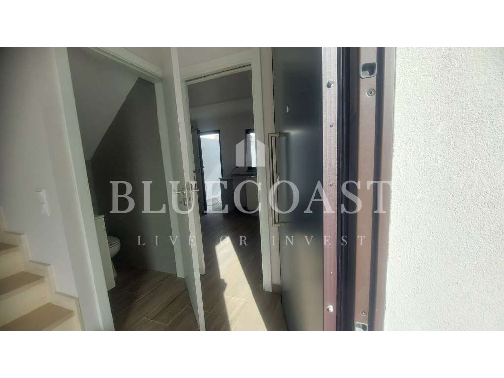 Moradia Térrea V3 com Espaço Exterior e Churrasqueira - Conforto e ... - Grande imagem: 4/19