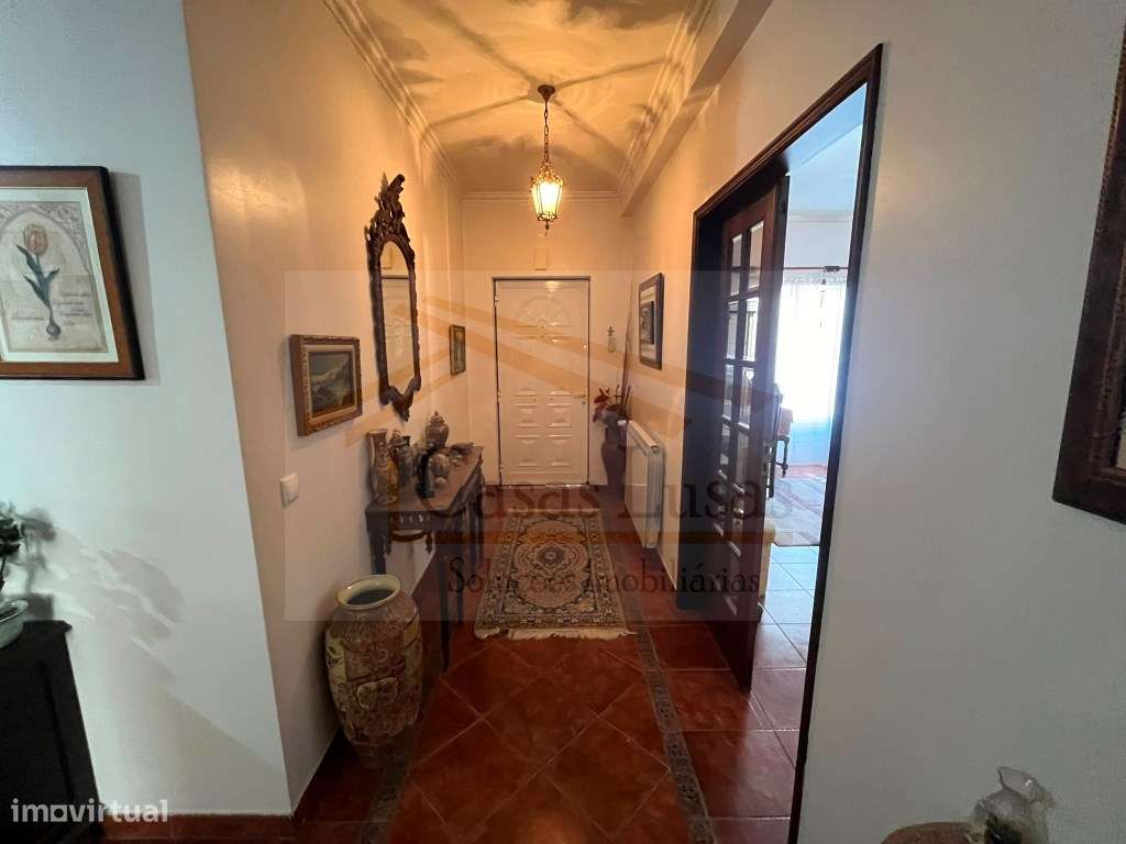 Moradia T3 no Centro do Cadaval - Localização Premium!-19