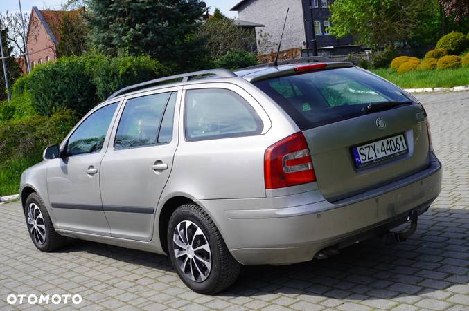 Skoda Octavia 2.0 TDI Ambiente - 30