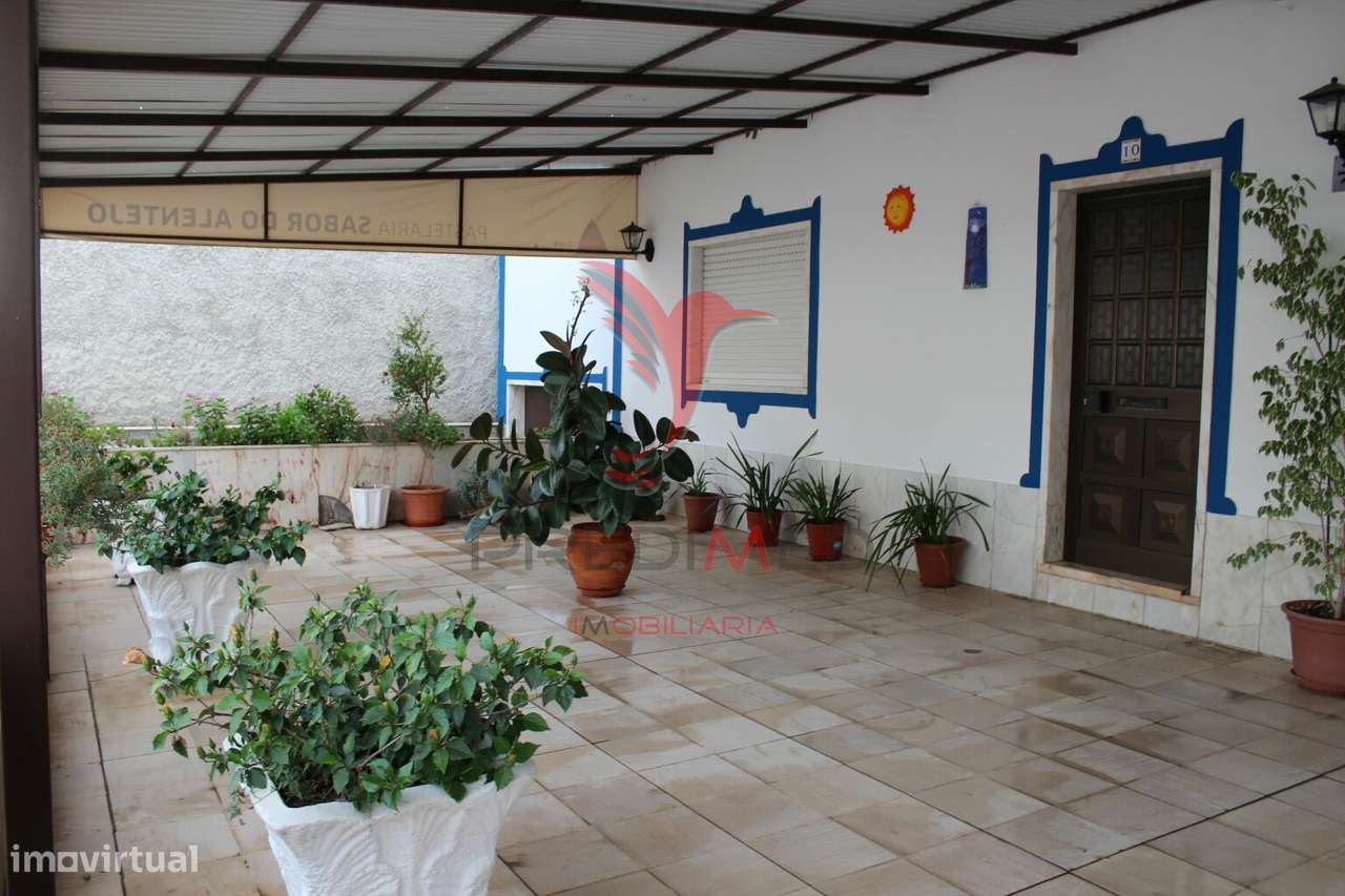 Moradia 4 andares T 15 - Grande imagem: 4/40