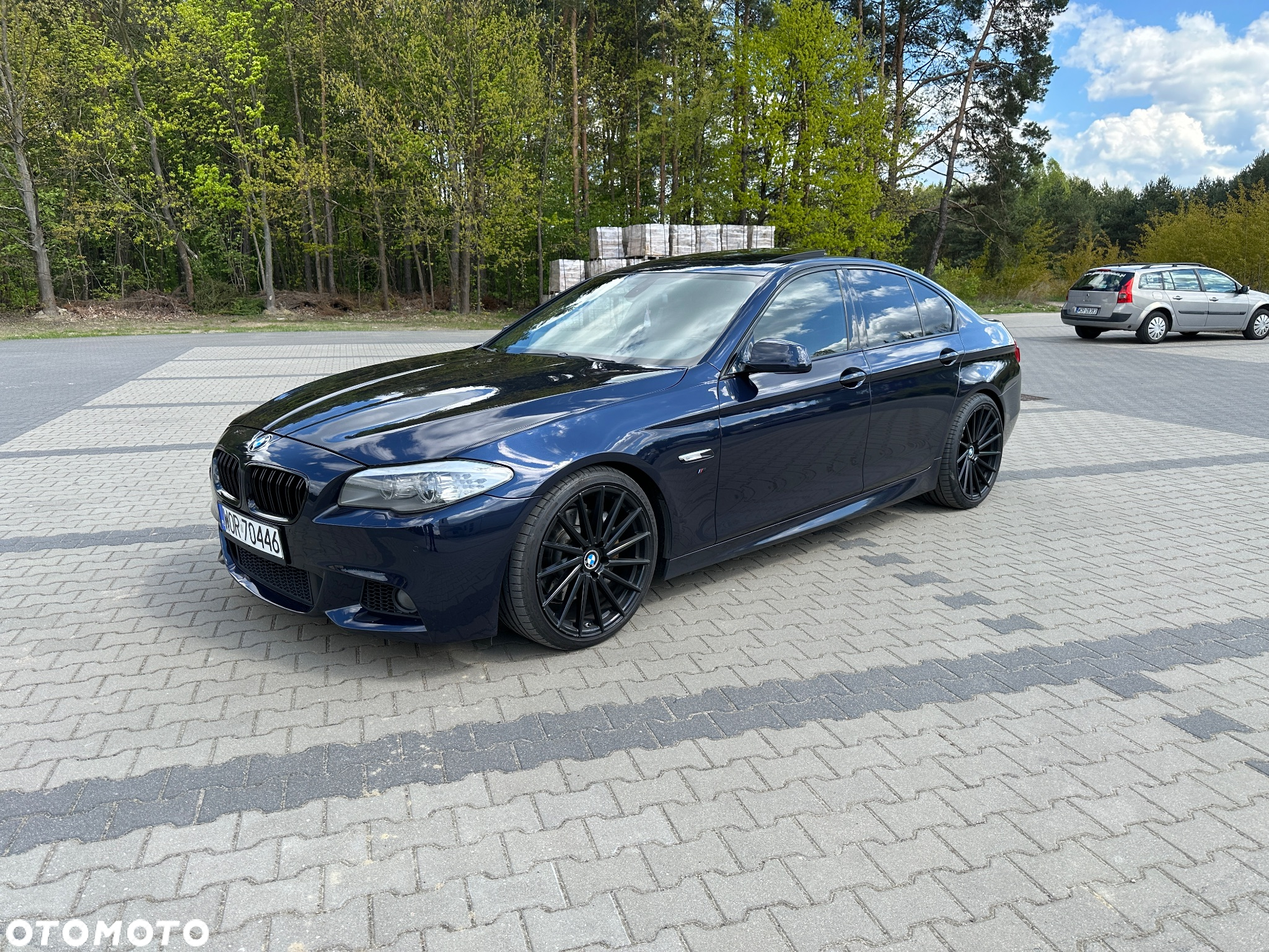 BMW Seria 5 535i Touring Sport-Aut - 2