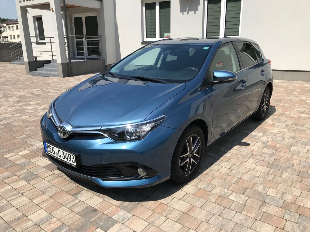 Toyota Auris II (2012-) 2015