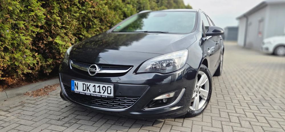 Opel Astra J 2013