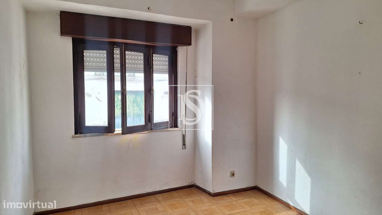 Moradia em banda no Centro da Vila da Chamusca - Grande imagem: 3/13