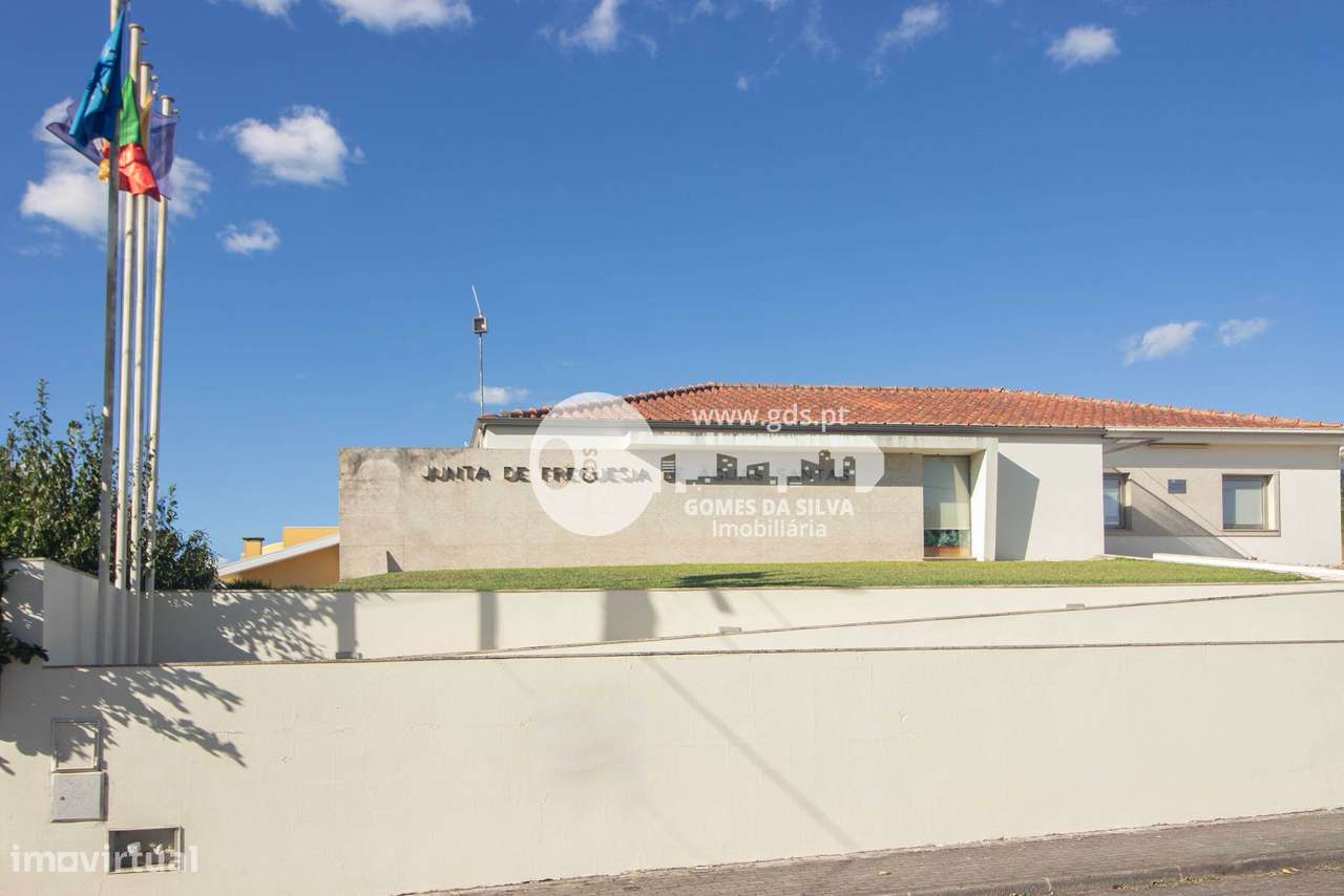 Moradia em Banda T3 Chave na Mão – Loteamento em Águas Santas, Moure-12