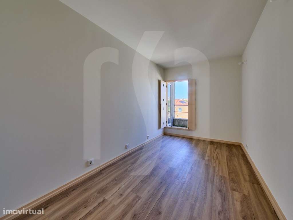 Arrendamento apartamento T5 Duplex | Porto-16