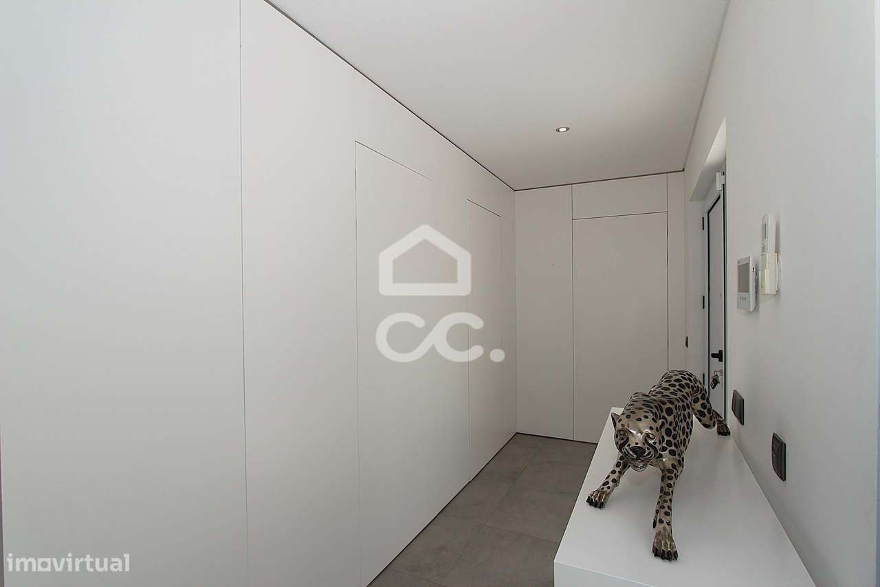 Moradia T3 com piscina, terraço e garagem ampla em Alcantarilha-24