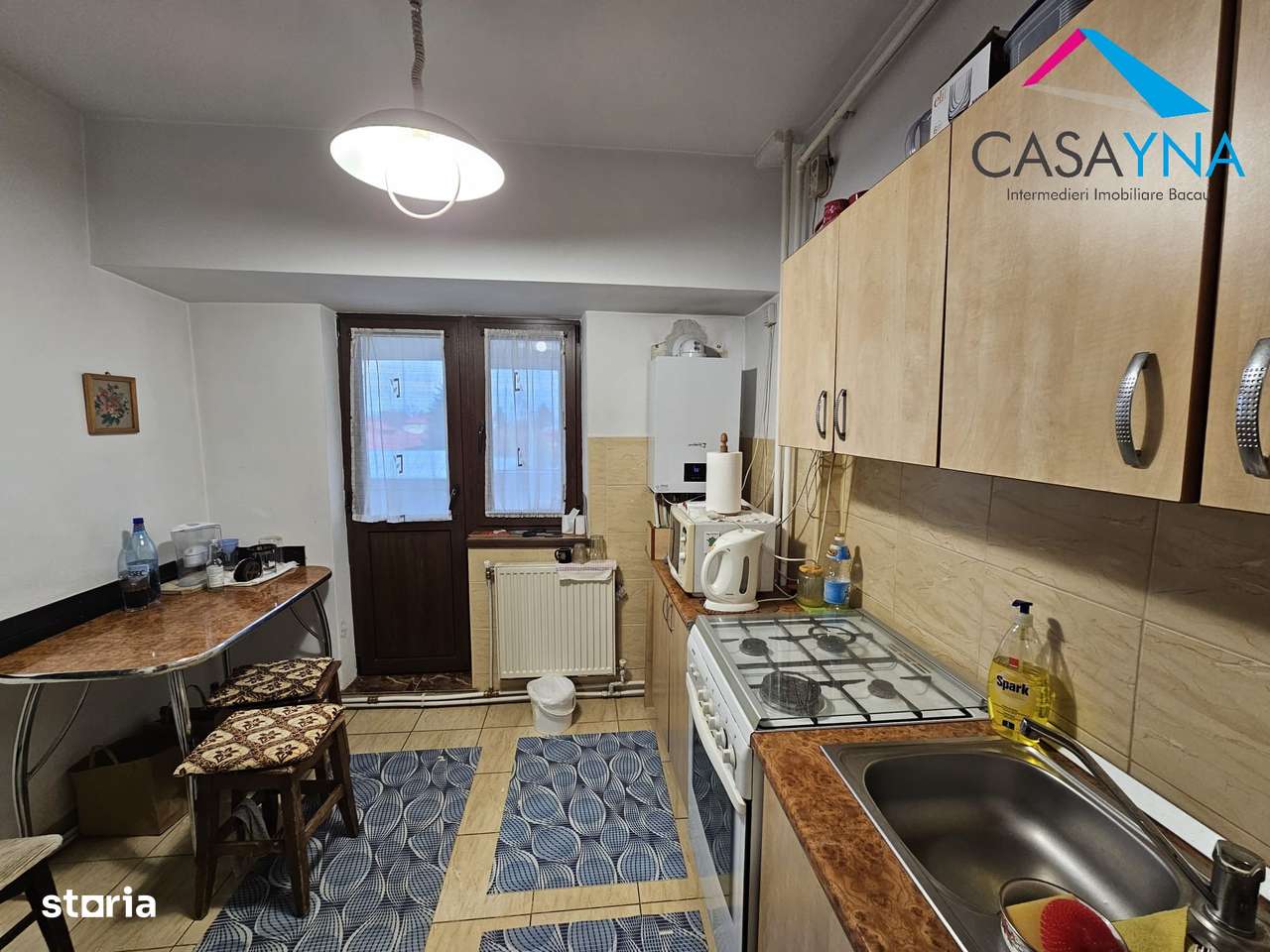 Central  ( Oituz nr.1), 3 decomandate ,etaj 3.-4