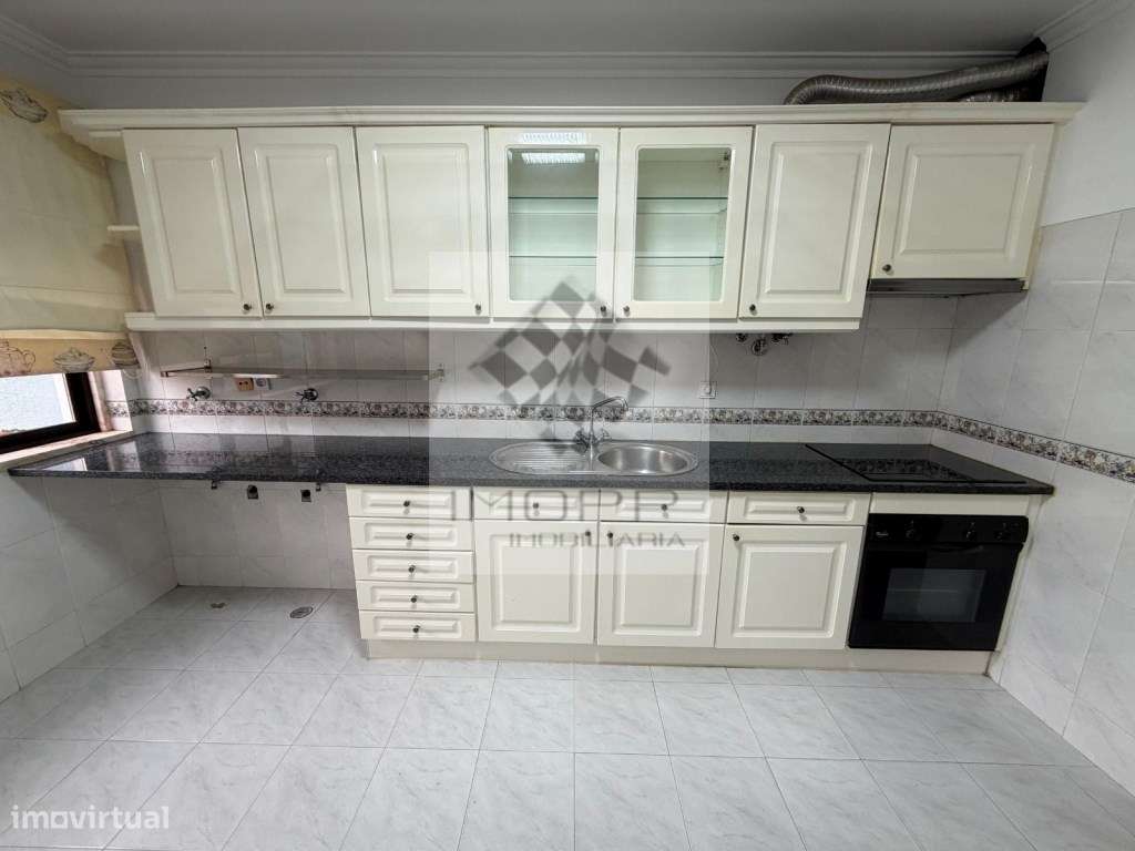 Encantador Duplex T4 no bairro de São Carlos - Grande imagem: 4/23