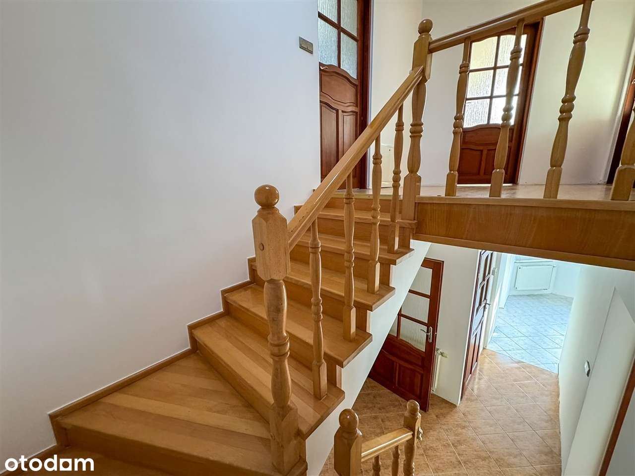 ***Dom jednorodzinny ze świetnym dojazdem***-10