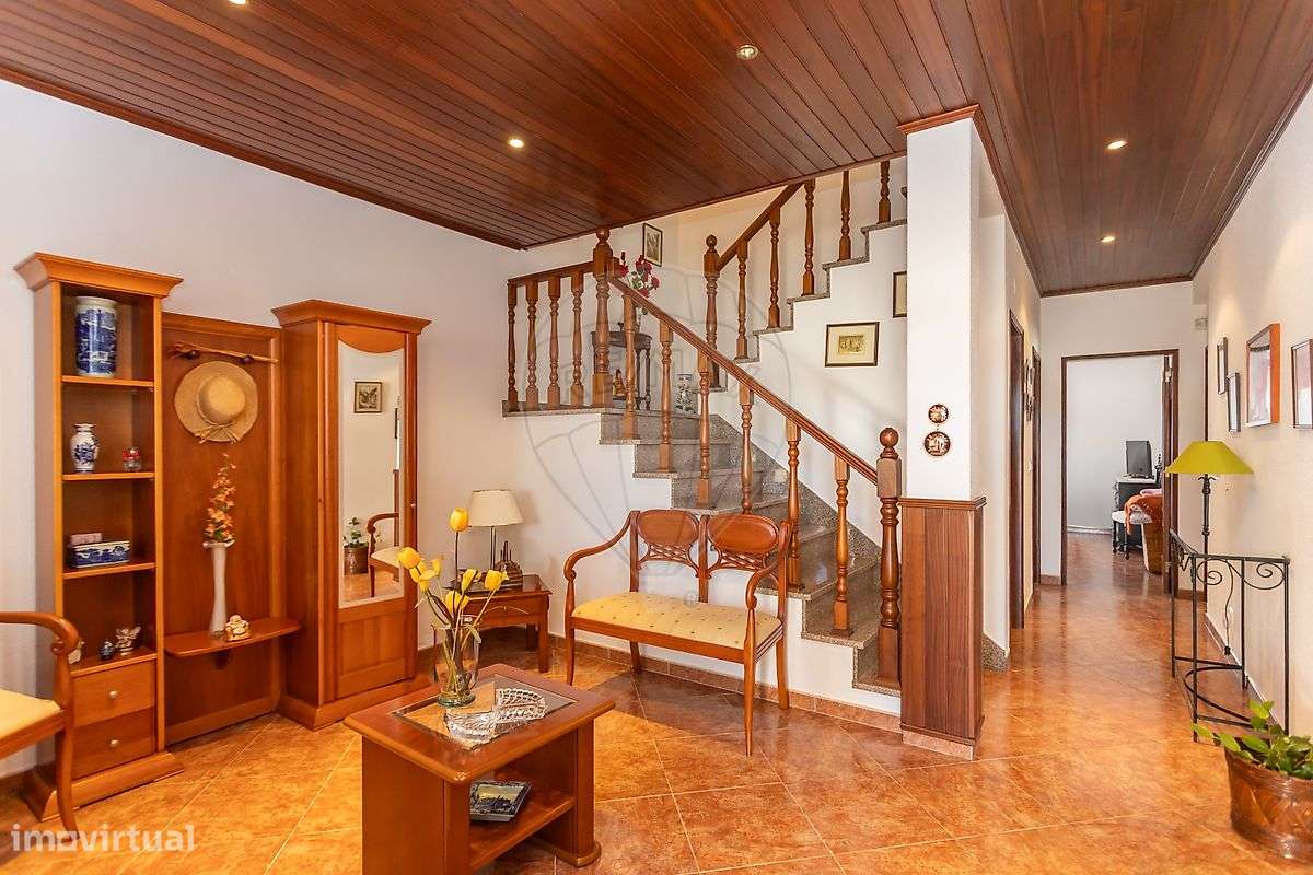 Moradia T4 para venda-40