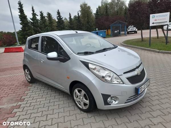 Chevrolet Spark - 2