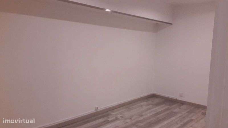 Vendo loja com 92m2 ideal para investidor - Grande imagem: 5/9