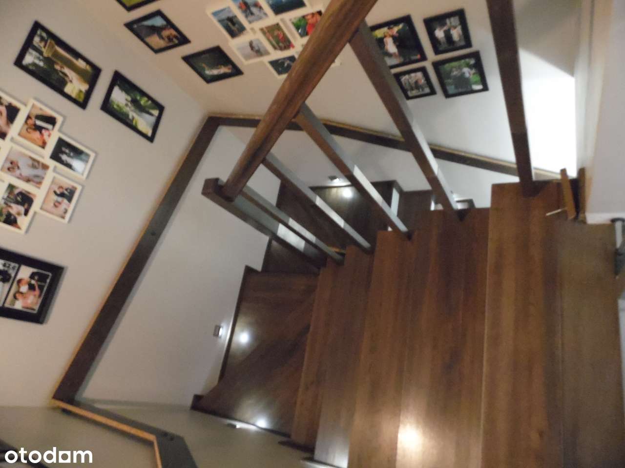 Funkcjonalny segment szeregowca - z garażem  i tarasem od południa-8