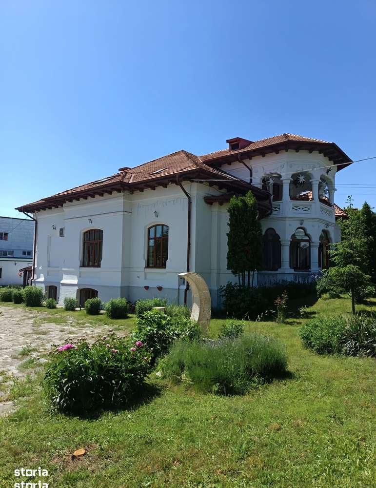 Vila DS+P+1+ anexe, teren 2000mp,UltraCentral Campina, - Imagine principală: 2/20