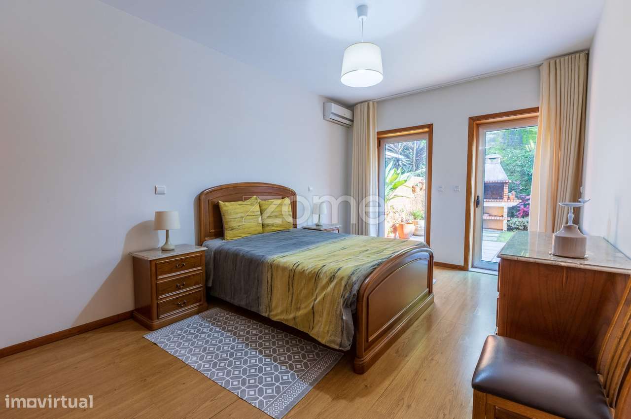 Moradia Geminada T3 em Aldão-14