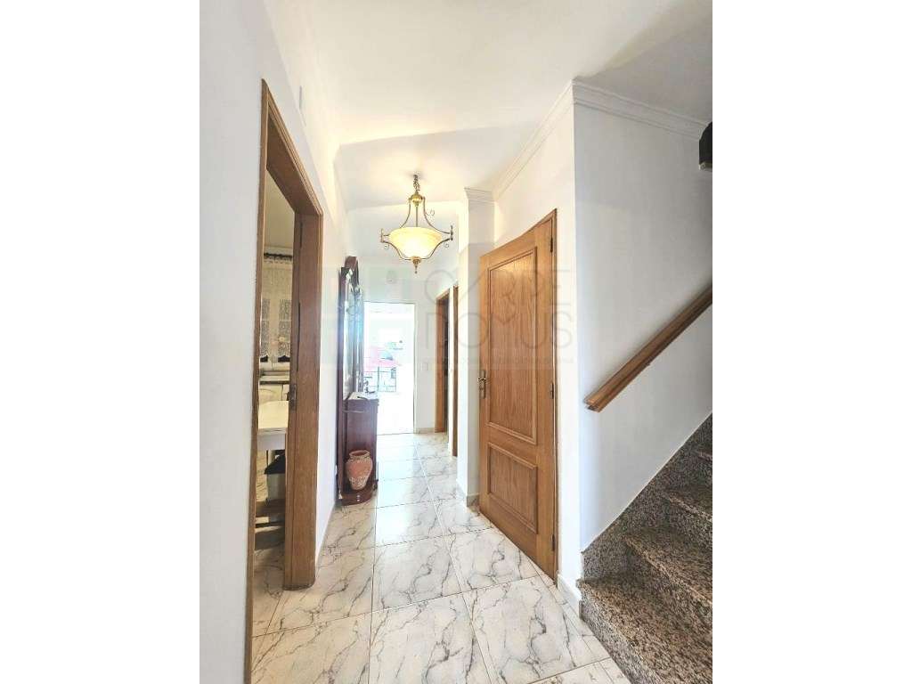Moradia geminada T3+1 com Terraço - Vila Nova de Cacela-7