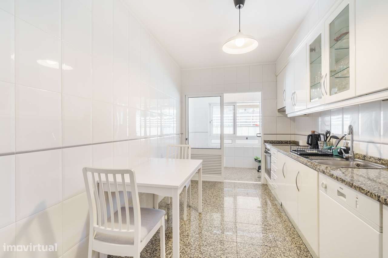Apartamento T1 - Condomínio Fechado - Praia da Madalena-19