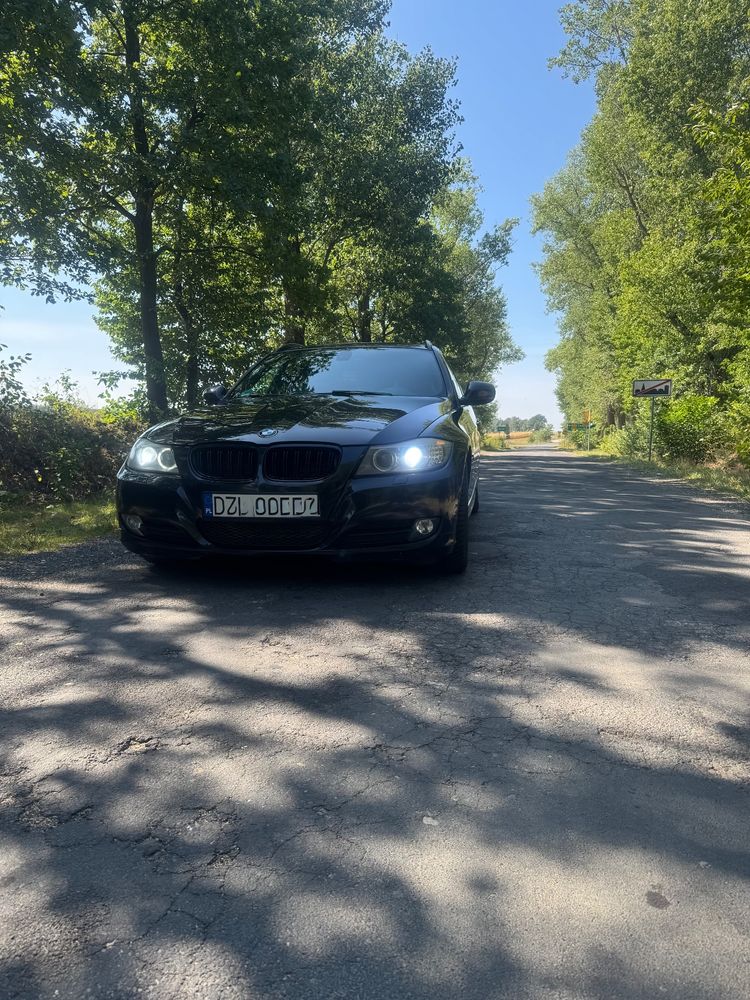 BMW 3 Series E90/E91/E92/E93 (2005-2012) 2011