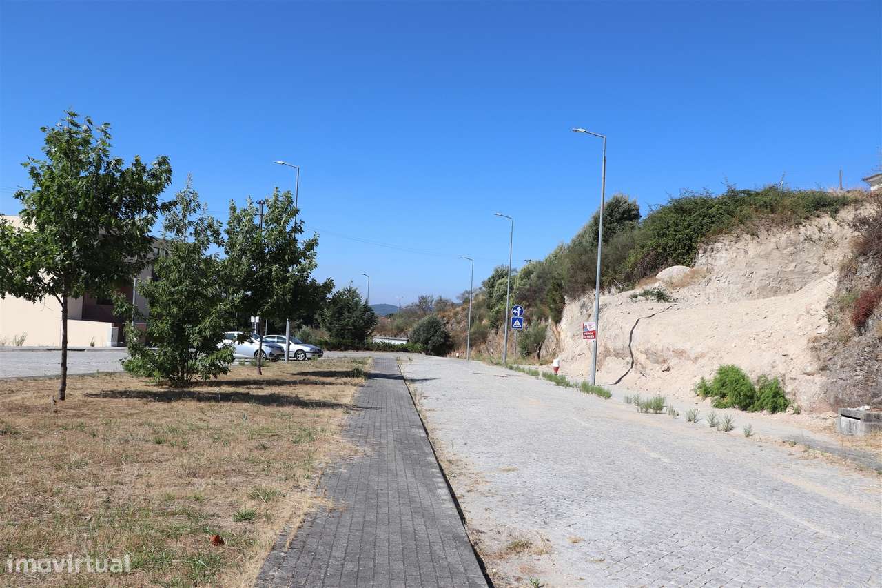 Lote de Terreno  Venda em Cristelos, Boim e Ordem,Lousada - Grande imagem: 5/9